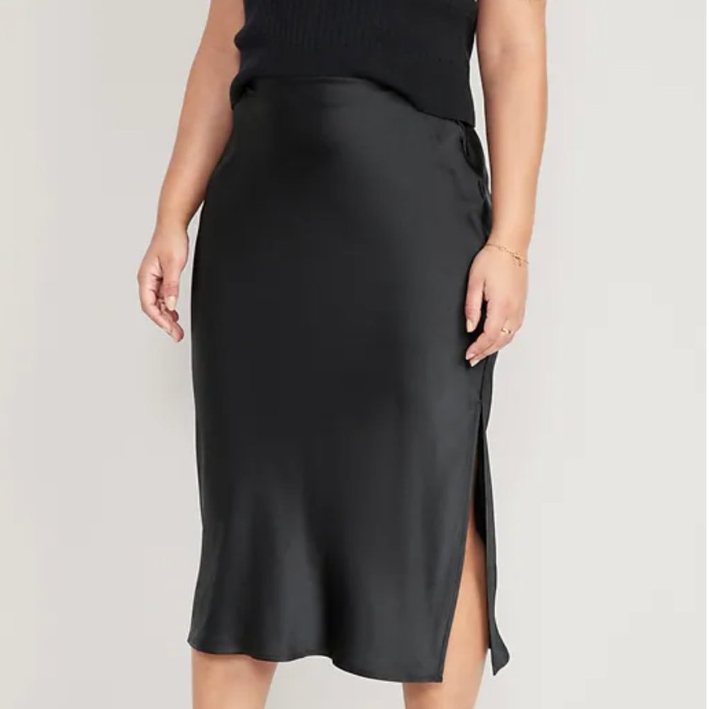 2x Black Satin Skirt